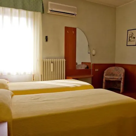 Hotel Europa 3*