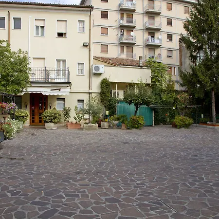 Europa 3* Viadana